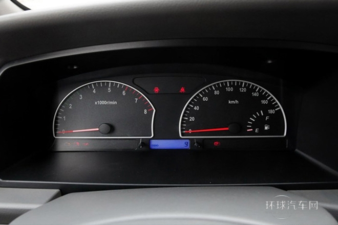 2013款 改款 1.5L 手动标准型5座 国V