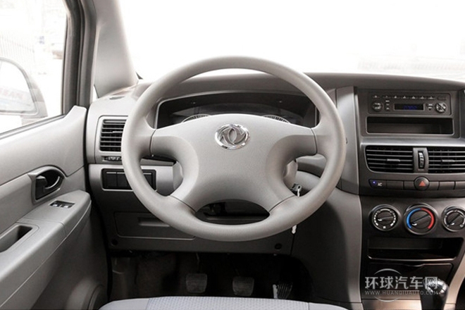 2013款 改款 1.5L 手动标准型5座 国V