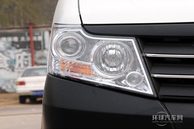 2013款 改款 1.5L 手动标准型5座 国V