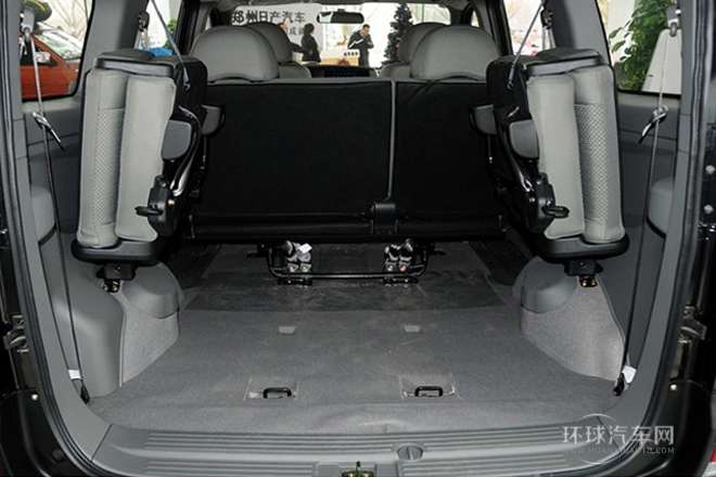 2013款 改款 1.5L 手动标准型7座 国V