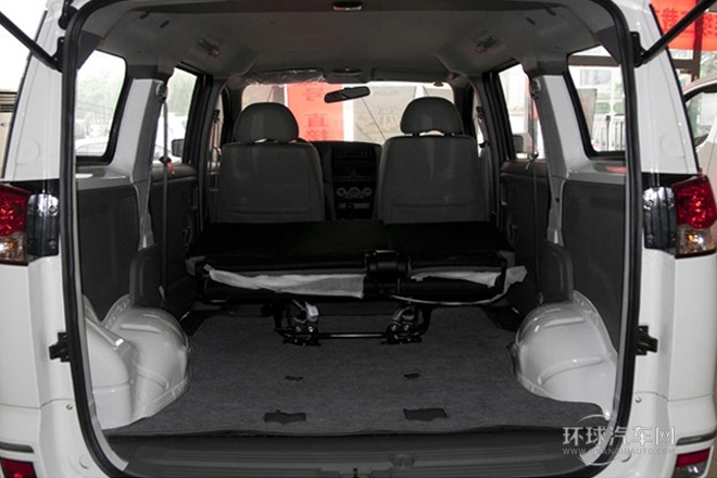 2013款 改款 1.6L 手动商用型5座 国V