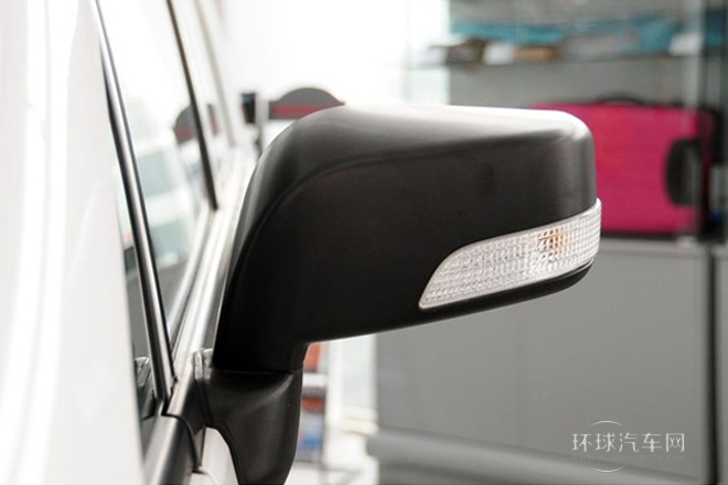 2013款 改款 1.6L 手动实用型7座 国V