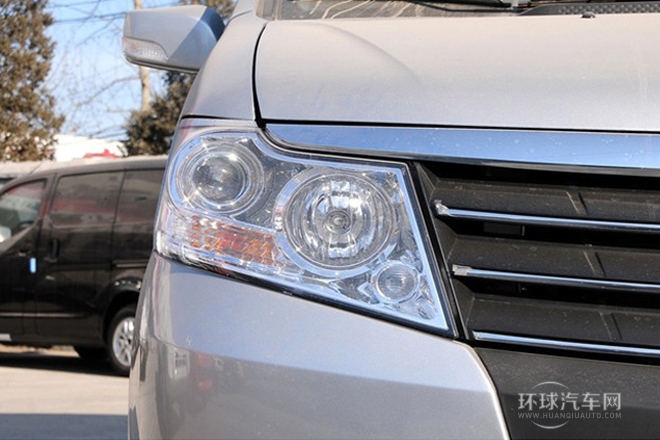 2013款 改款 1.6L 手动舒适型7座 国V