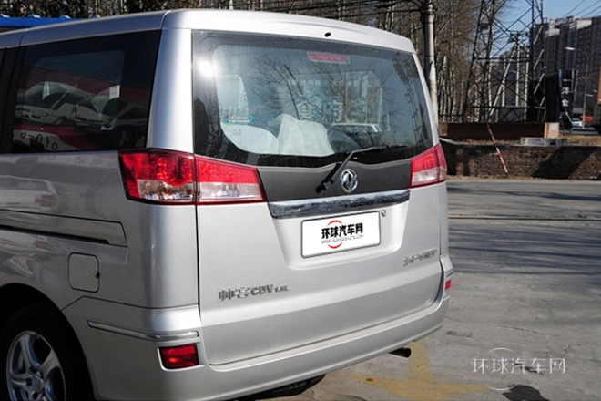 2013款 改款 1.6L 手动舒适型7座 国V