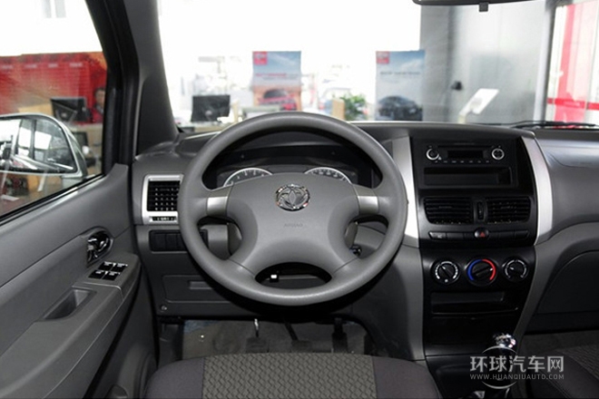 2013款 改款 1.6L 手动豪华型7座 国V
