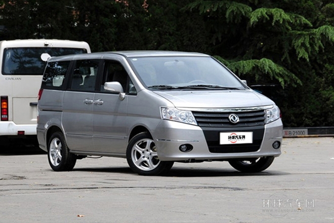 2012款 2.0L 自动豪华型7座