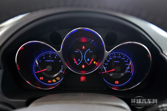 2014款 1.6L 自动7座乐享版