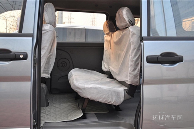 2011款 1.6L 手动商用型5座
