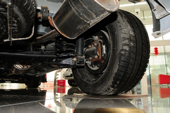 2011款 1.6L 手动实用型7座