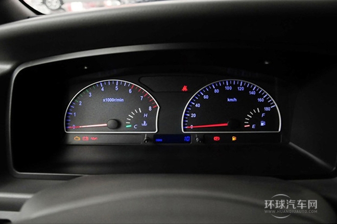 2011款 1.6L 手动实用型7座