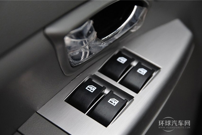 2011款 1.6L 手动舒适型7座