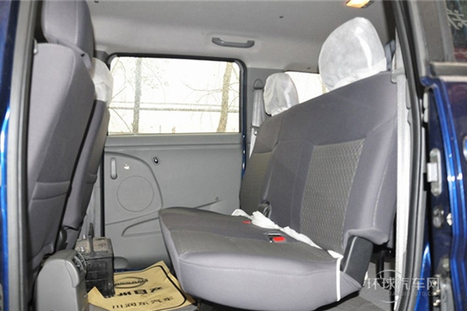 2011款 1.6L 手动舒适型7座