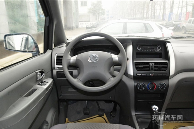 2011款 1.6L 手动舒适型7座