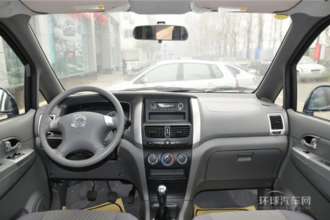 2011款 1.6L 手动舒适型7座