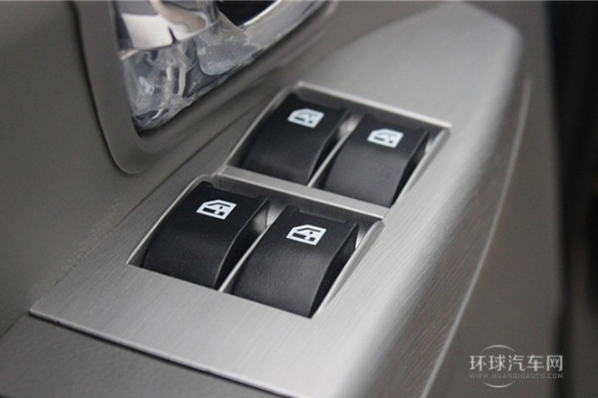 2011款 1.6L 手动豪华型7座
