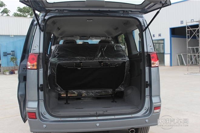 2011款 1.6L 手动豪华型7座