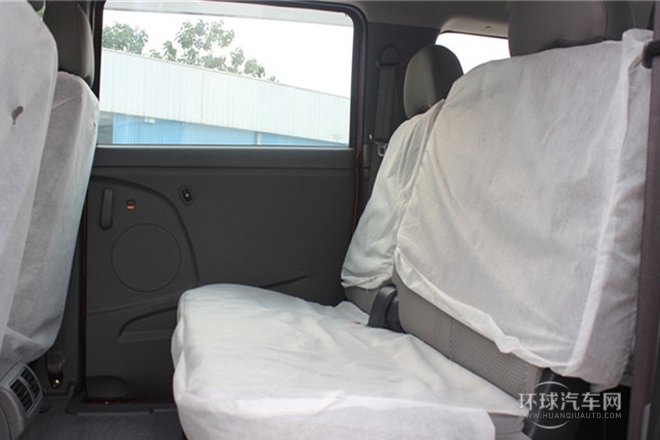 2011款 1.6L 手动豪华型7座