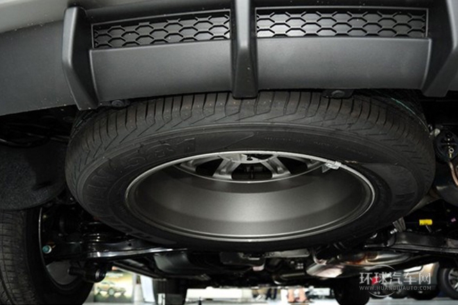 2013款 改款 3.0L 四驱豪华版 欧V