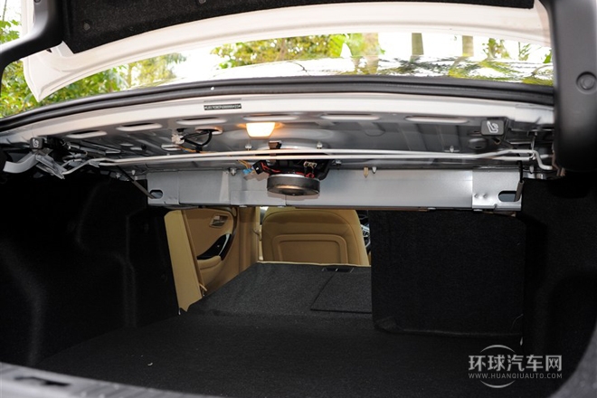 2014款 2.0L 自动豪华型