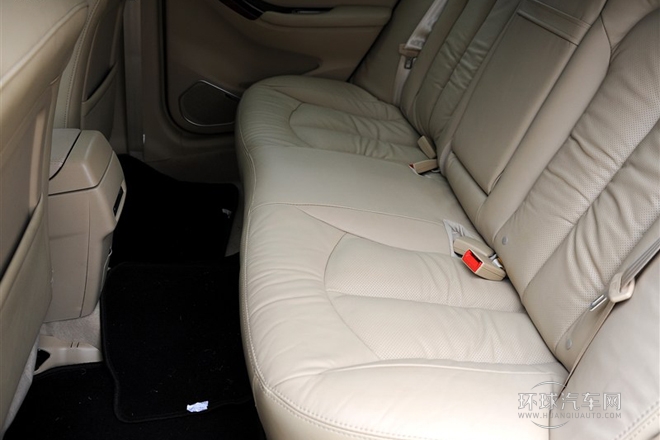 2014款 2.0L 自动豪华型