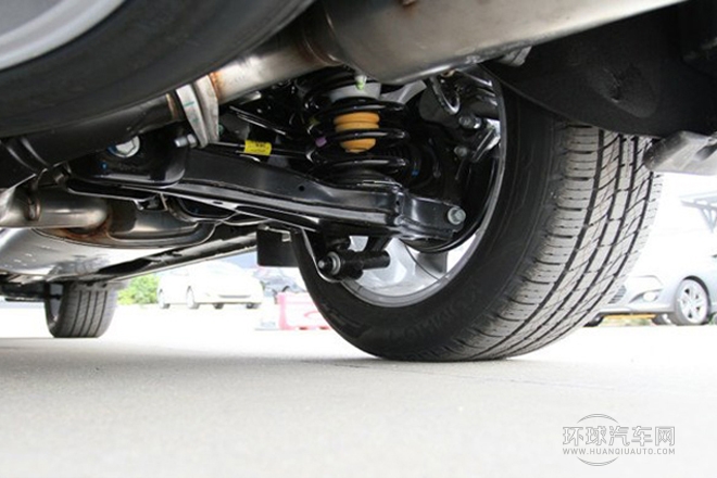 2013款 改款 3.0L 四驱尊享版 欧IV