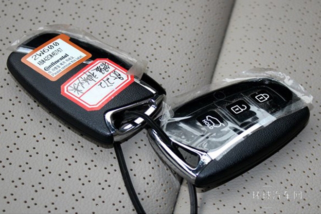 2013款 改款 3.0L 四驱舒适导航版 欧IV