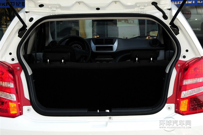 2013款 1.0L 手动实用型