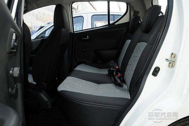 2013款 1.0L 手动实用型