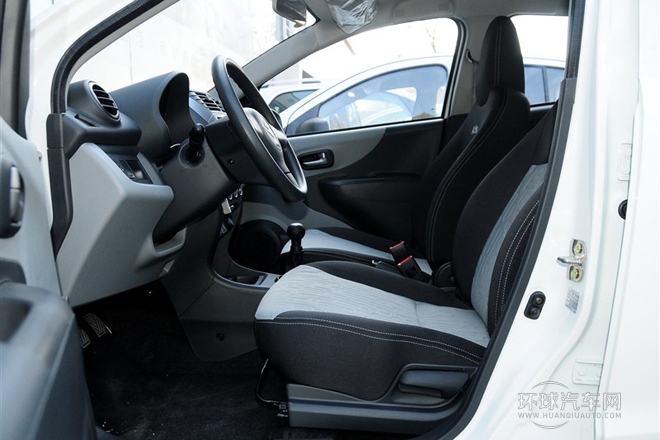 2013款 1.0L 手动实用型
