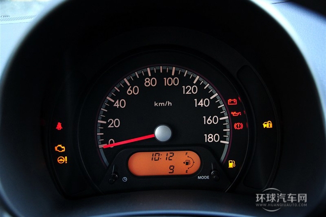 2013款 1.0L 手动实用型