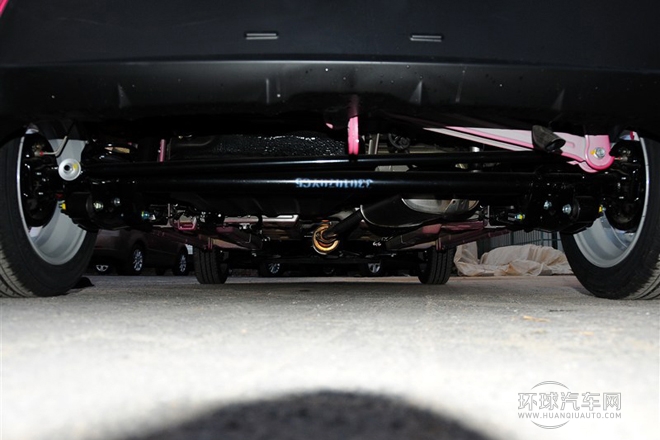 2013款 1.0L 自动豪华型