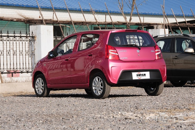 2013款 1.0L 手动豪华型