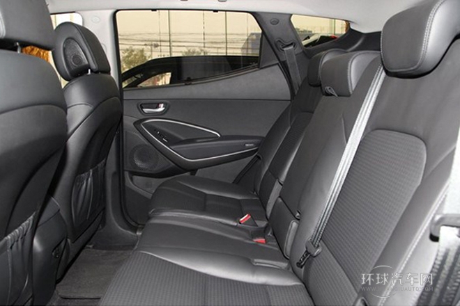 2013款 2.2T 四驱尊享版 7座