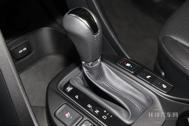 2013款 2.2T 四驱尊享版 7座