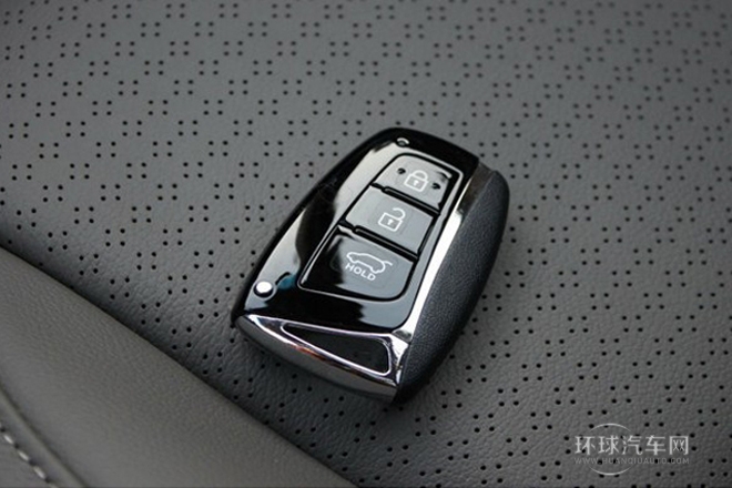 2013款 2.2T 四驱豪华版 7座