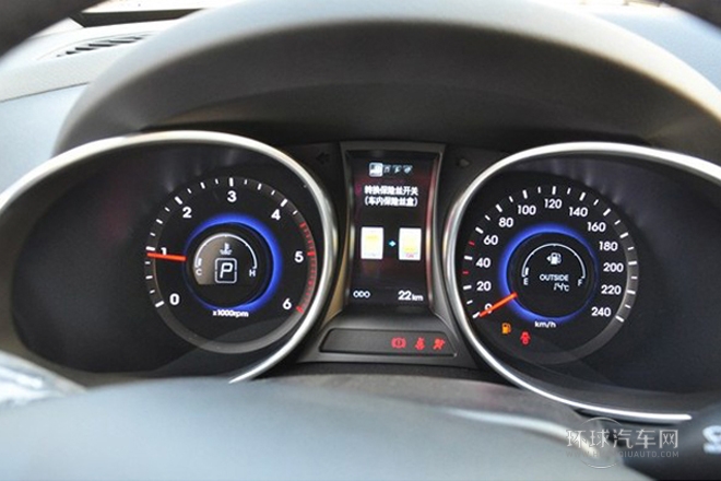 2013款 2.2T 四驱舒适版 7座