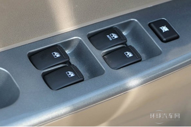 2013款 1.5L标准型L2B