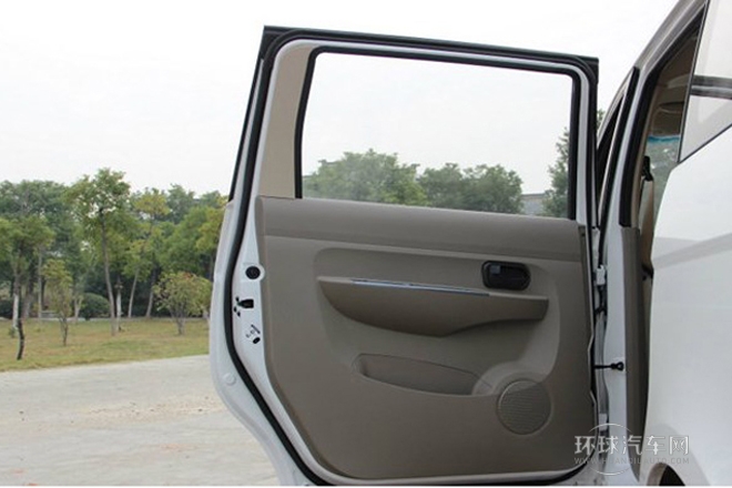 2013款 1.5L舒适型L2B