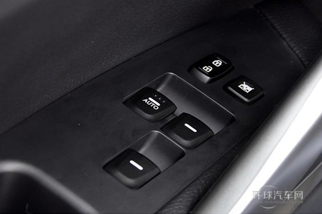 2011款 1.6L 自动旗舰版