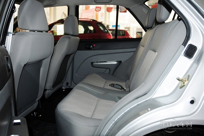 2012款 1.3L 标准型