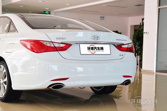2013款 2.4L 自动尊贵版 国V