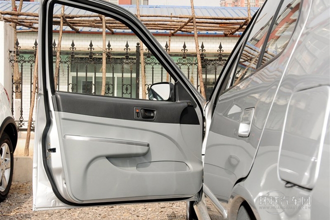 2012款 1.3L 舒适型