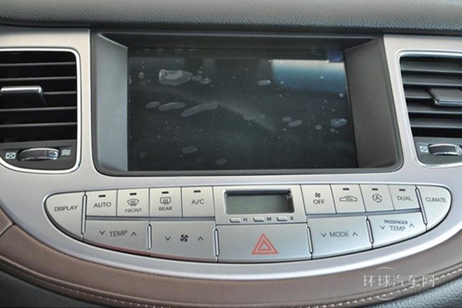 2012款 3.3L GDI尊贵版