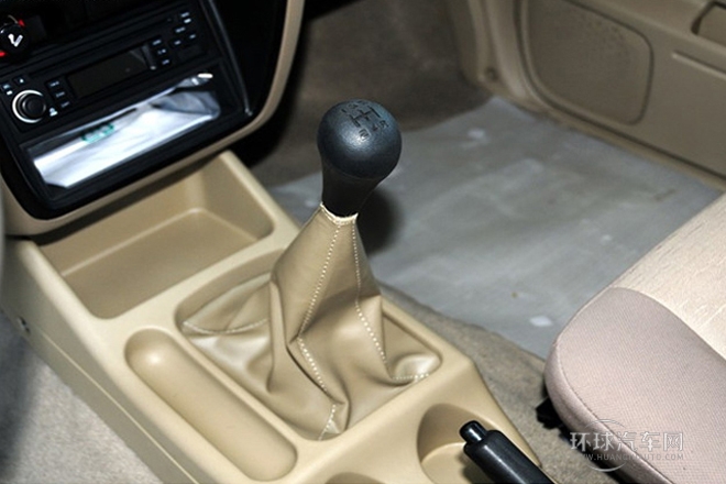 2013款 2.4L汽油四驱标准型ZG24