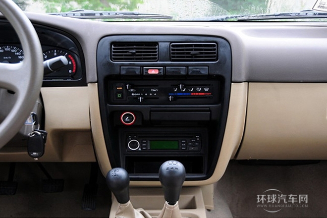 2013款 2.2T柴油四驱标准型ZD22TE