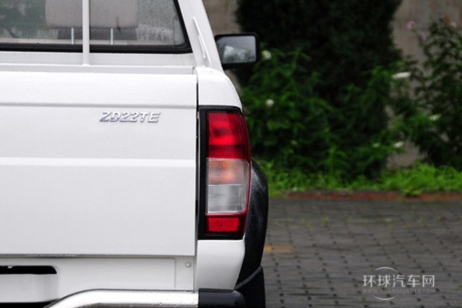 2013款 2.2T柴油四驱标准型ZD22TE