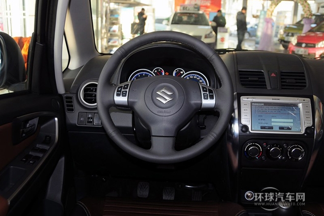2013款 酷锐 1.6L 手动20周年3G智能版