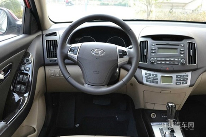 2011款 1.6L 自动舒适型