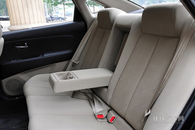 2011款 1.6L 手动豪华型