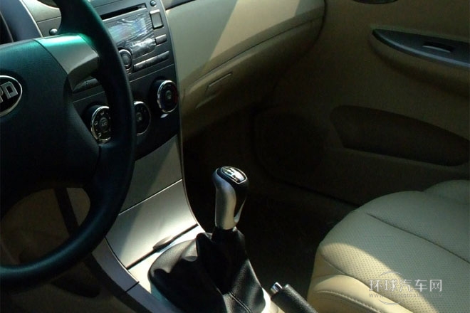 2012款 1.5L 手动标准型